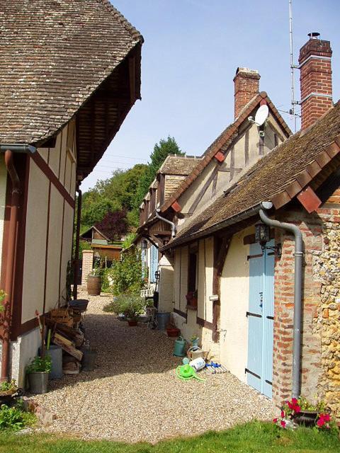 Chambres D'Hotes La Levriere Saint-Denis-le-Ferment Buitenkant foto
