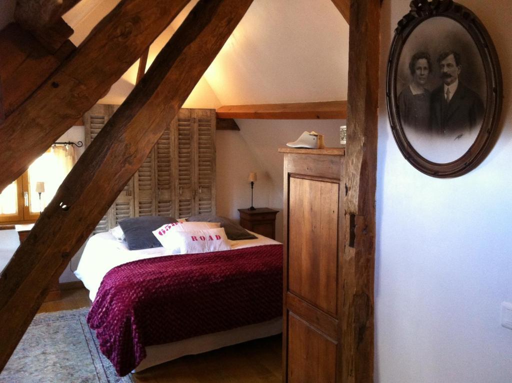 Chambres D'Hotes La Levriere Saint-Denis-le-Ferment Kamer foto